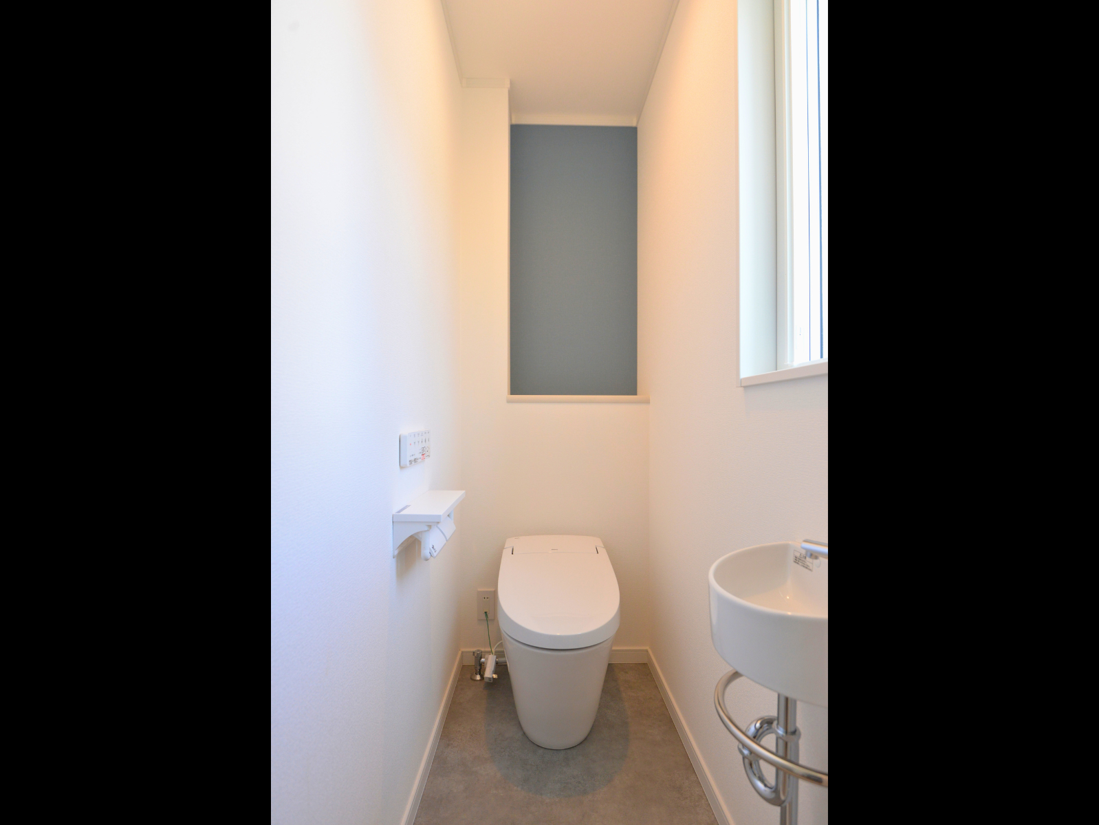 「建て得でんち」を採用した、電気を買わないゼロエネ生活